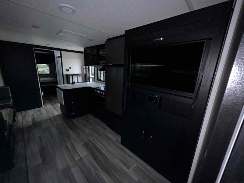 new Travel Trailers Coachmen Freedom Express Ultra Lite for sale, in Palm Bay, FL Thumbnail 11