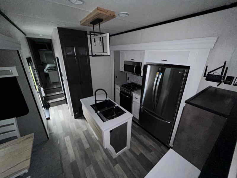 new Toy Haulers Forest River Cedar Creek for sale, in Palm Bay, FL Thumbnail 15