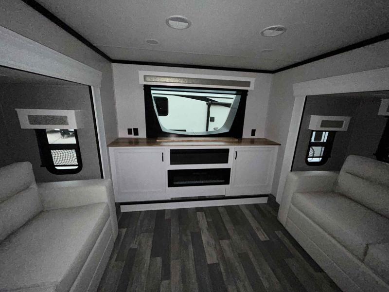 new Toy Haulers Forest River Cedar Creek for sale, in Palm Bay, FL Thumbnail 21