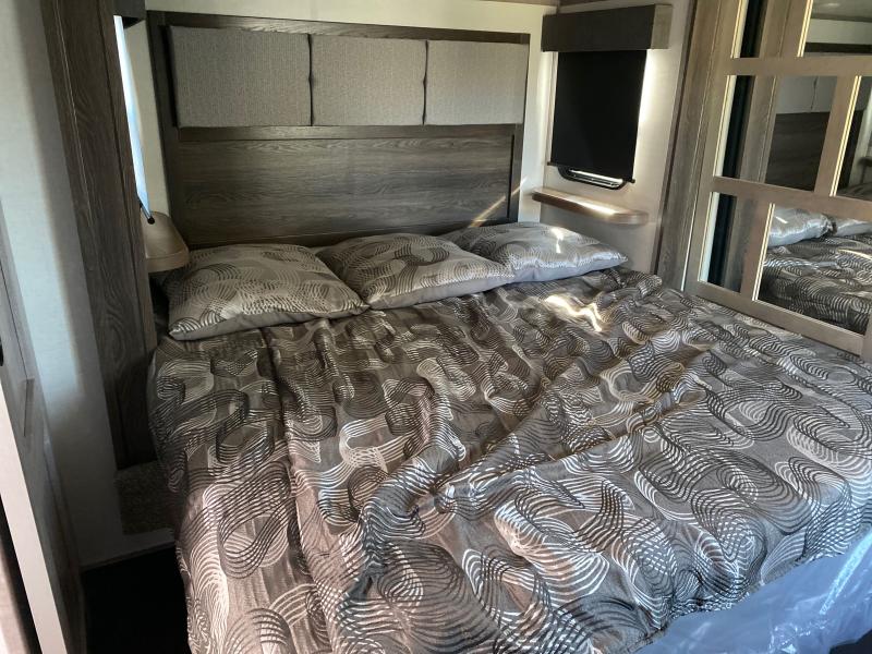 new Toy Haulers Dutchmen RV Voltage for sale, in Ormond Beach, FL Thumbnail 12