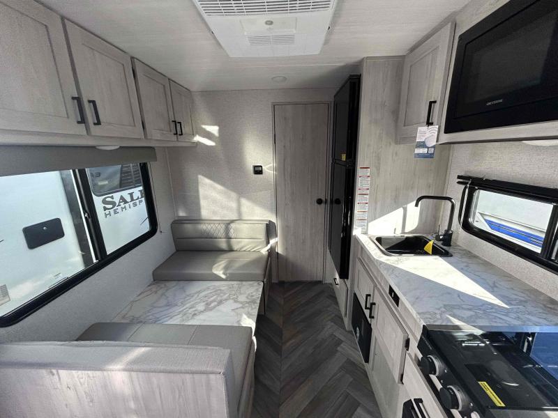 new Travel Trailers East To West Della Terra for sale, in Palm Bay, FL Thumbnail 11