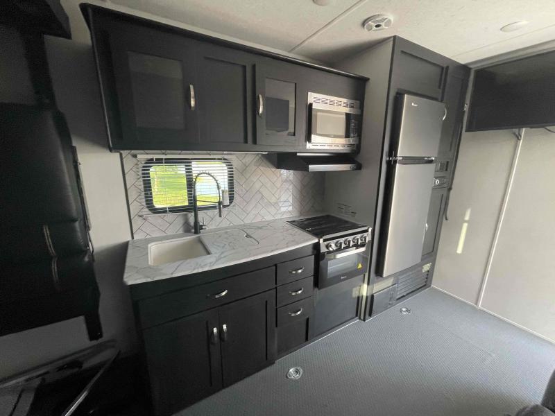 new Toy Haulers Coachmen  for sale, in Palm Bay, FL Thumbnail 14