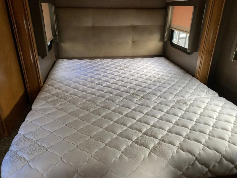 used Camper / RV Thor Motor Coach Siesta for sale, in Ormond Beach, FL Thumbnail 11