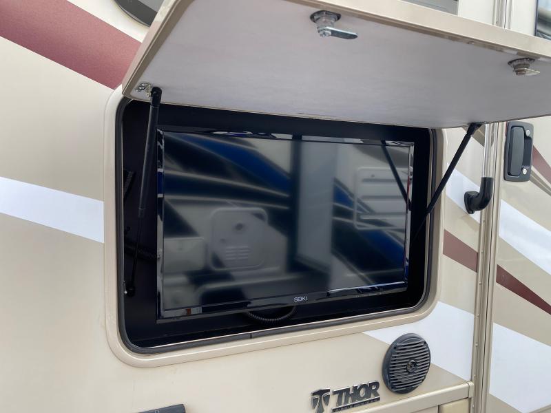 used Camper / RV Thor Motor Coach Siesta for sale, in Ormond Beach, FL Thumbnail 6