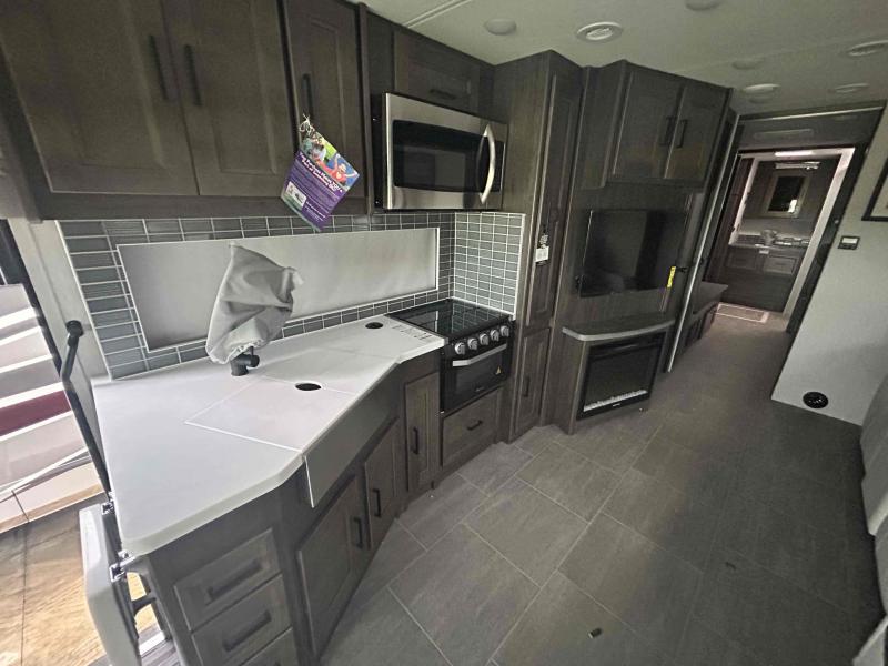 new Camper / RV Coachmen Sportscoach SRS for sale, in Palm Bay, FL Thumbnail 29