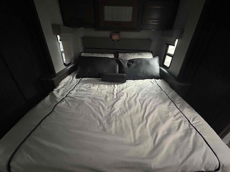 new Camper / RV Coachmen Sportscoach SRS for sale, in Palm Bay, FL Thumbnail 12
