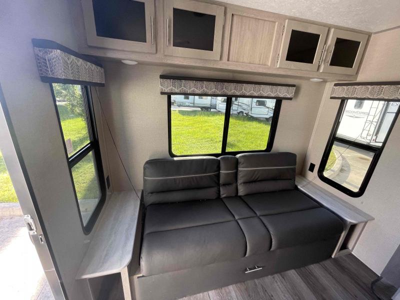 new Travel Trailers Coachmen Catalina Summit Series for sale, in Palm Bay, FL Thumbnail 12