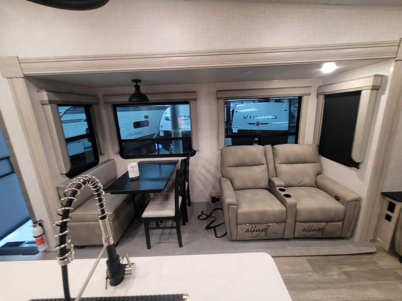 new Fifth Wheel Trailers East To West Tandara for sale, in Winter Garden, FL Thumbnail 7
