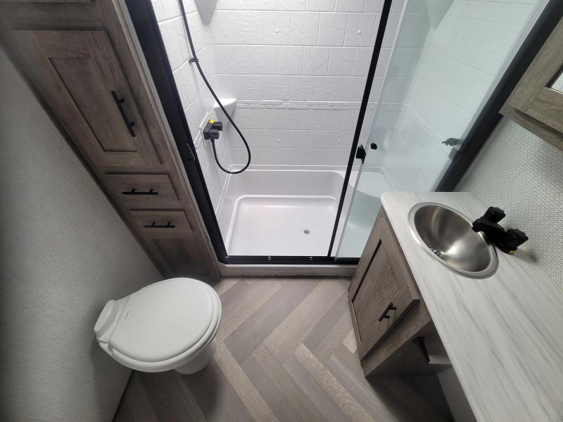 new Fifth Wheel Trailers Forest River Salem Hemisphere for sale, in Winter Garden, FL Thumbnail 13