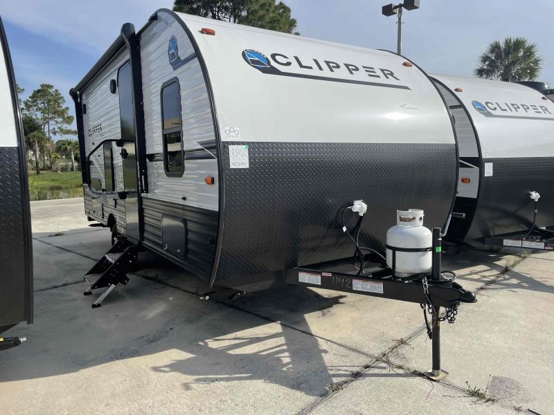 2022 Coachmen CLIPPER 182DBU 2022 Coachmen CLIPPER 182DBU