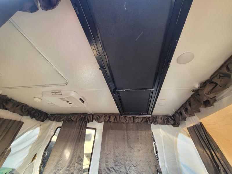 used Travel Trailers Forest River Rockwood for sale, in Winter Garden, FL Thumbnail 18