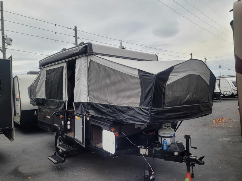 used Travel Trailers Forest River Rockwood for sale, in Winter Garden, FL Thumbnail 17