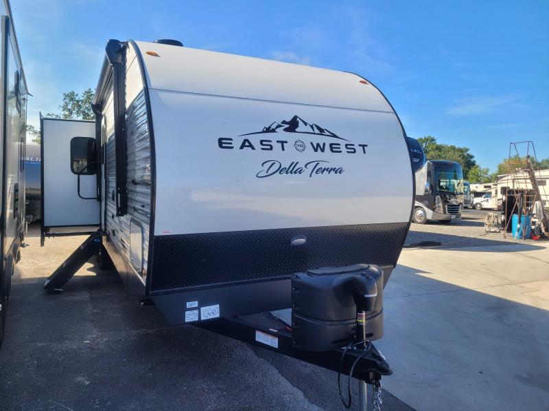 new Travel Trailers East To West Della Terra for sale, in Winter Garden, FL Thumbnail 2