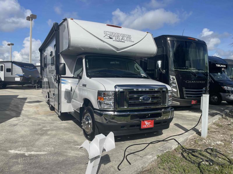 new Camper / RV Coachmen Cross Trail for sale, in Palm Bay, FL Thumbnail 4