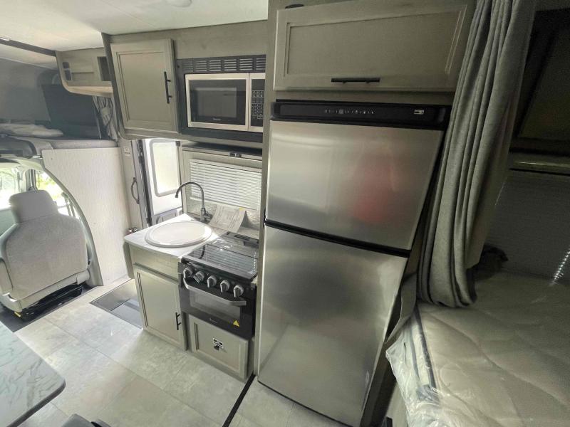 new Camper / RV Coachmen Cross Trail for sale, in Palm Bay, FL Thumbnail 15