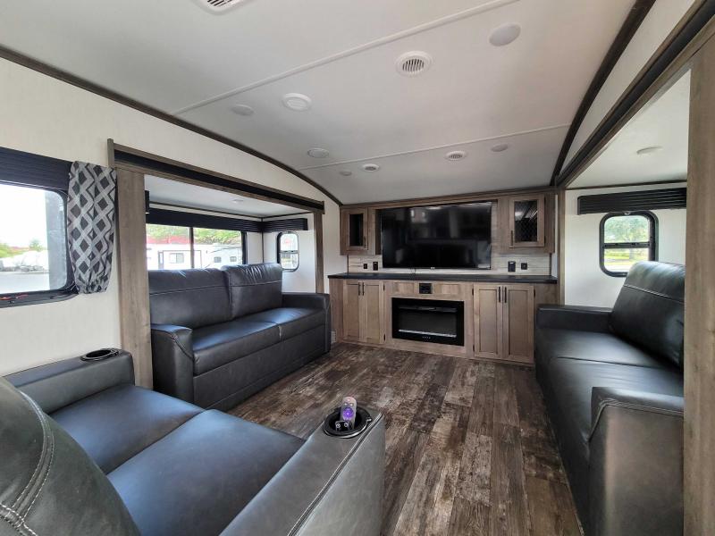 new Fifth Wheel Trailers Forest River Sabre for sale, in Palm Bay, FL Thumbnail 10