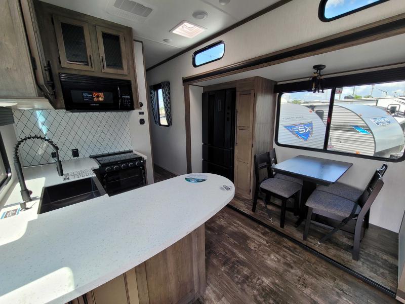 new Fifth Wheel Trailers Forest River Sabre for sale, in Palm Bay, FL Thumbnail 8