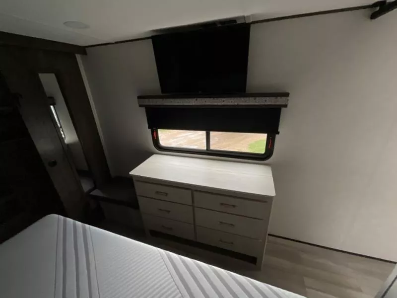 used Fifth Wheel Trailers Alliance RV Paradigm for sale, in West Boerne, TX Thumbnail 27