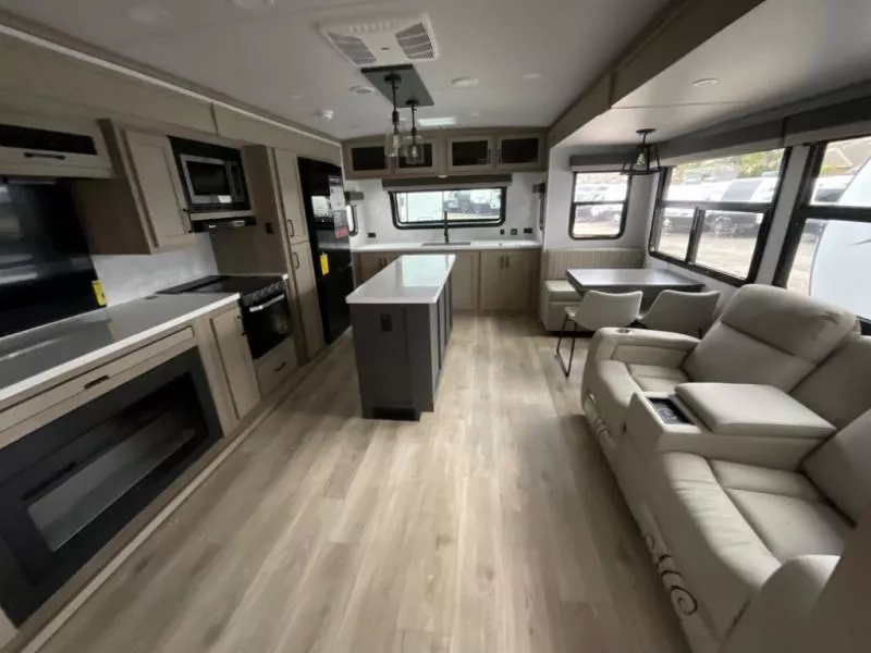 new Travel Trailers Forest River Rockwood for sale, in West Boerne, TX Thumbnail 8