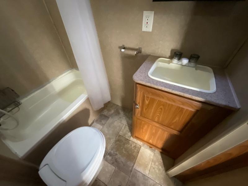 used Travel Trailers Dutchmen RV Sport for sale, in West Boerne, TX Thumbnail 17
