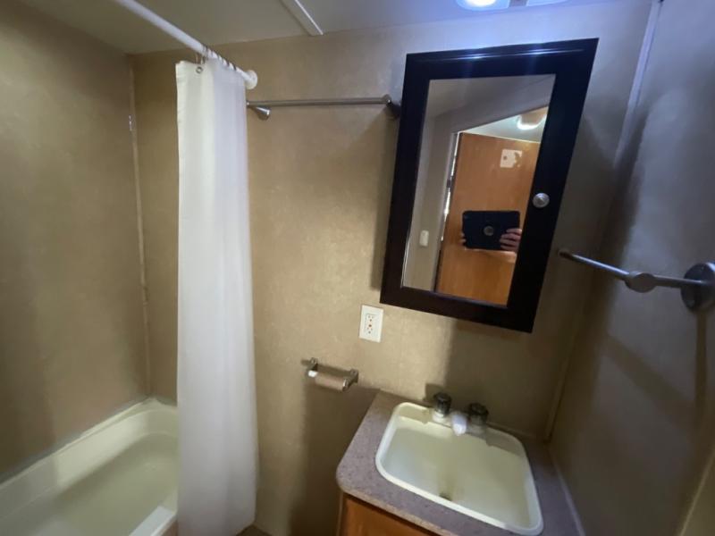used Travel Trailers Dutchmen RV Sport for sale, in West Boerne, TX Thumbnail 16