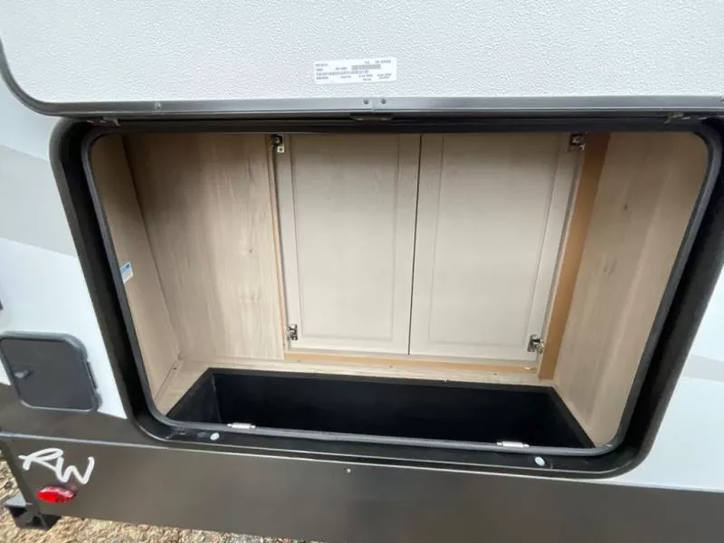 new Travel Trailers Forest River Rockwood for sale, in West Boerne, TX Thumbnail 7