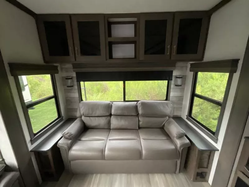 used Fifth Wheel Trailers Alliance RV Paradigm for sale, in West Boerne, TX Thumbnail 10