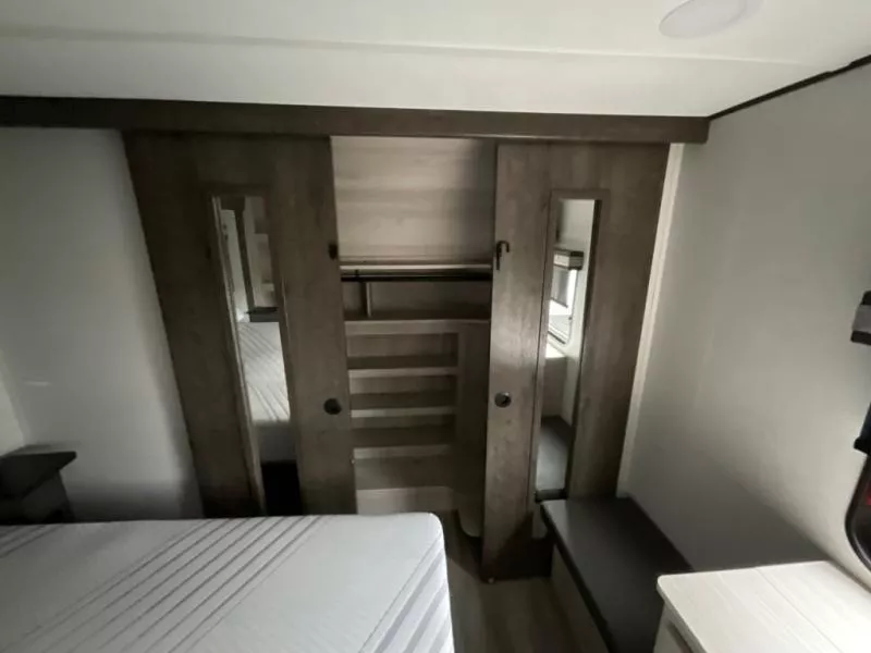 used Fifth Wheel Trailers Alliance RV Paradigm for sale, in West Boerne, TX Thumbnail 26