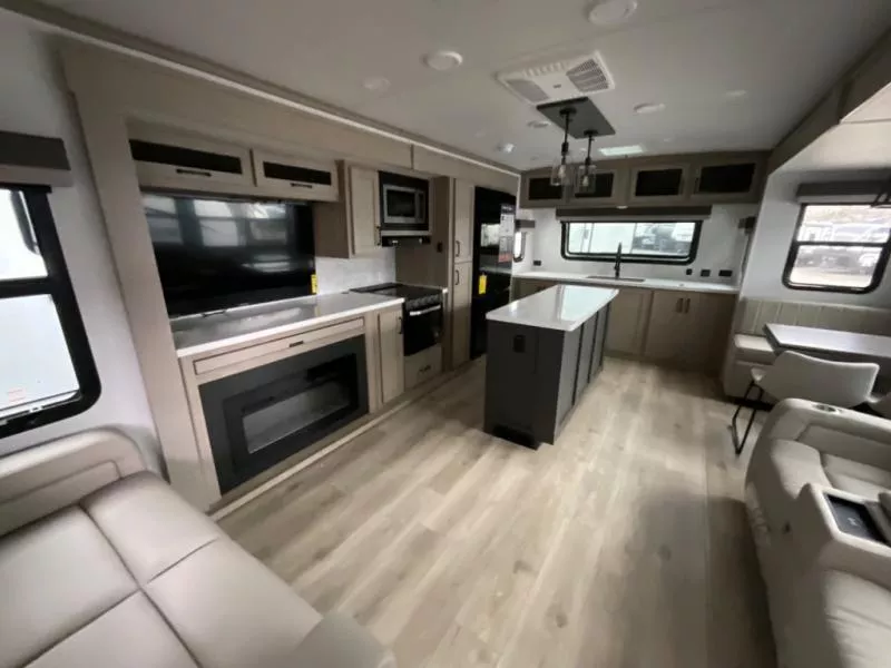 new Travel Trailers Forest River Rockwood for sale, in West Boerne, TX Thumbnail 9