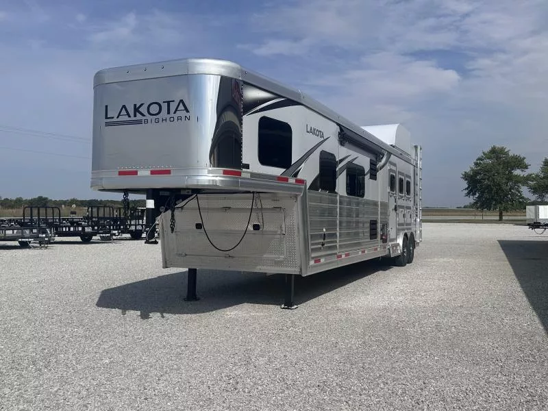 new Horse Trailers Lakota  for sale, in Litchfield, IL Thumbnail 4