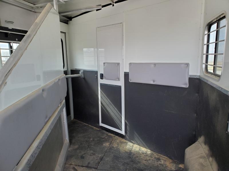 used Horse Trailers Bison Trailers  for sale, in Litchfield, IL Thumbnail 18