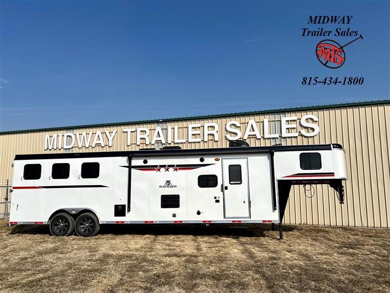 2022 Bison Trailers Silverado 7311S w/11'SW Living Quarters Horse