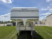 used Horse Trailers Tomahawk  for sale, in Ottawa, IL Thumbnail 3