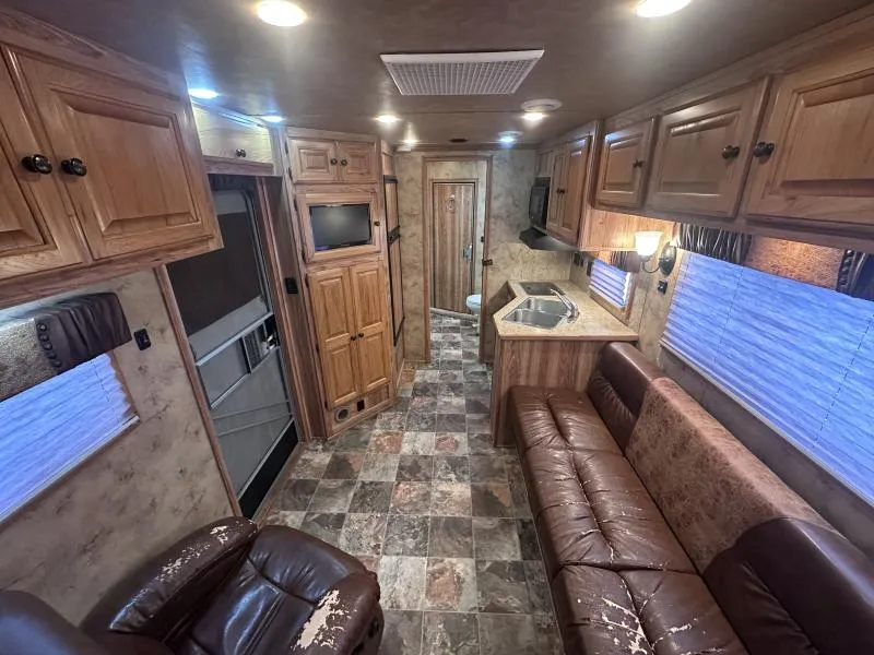 used Other Trailers Platinum Coach  for sale, in Litchfield, IL Thumbnail 8
