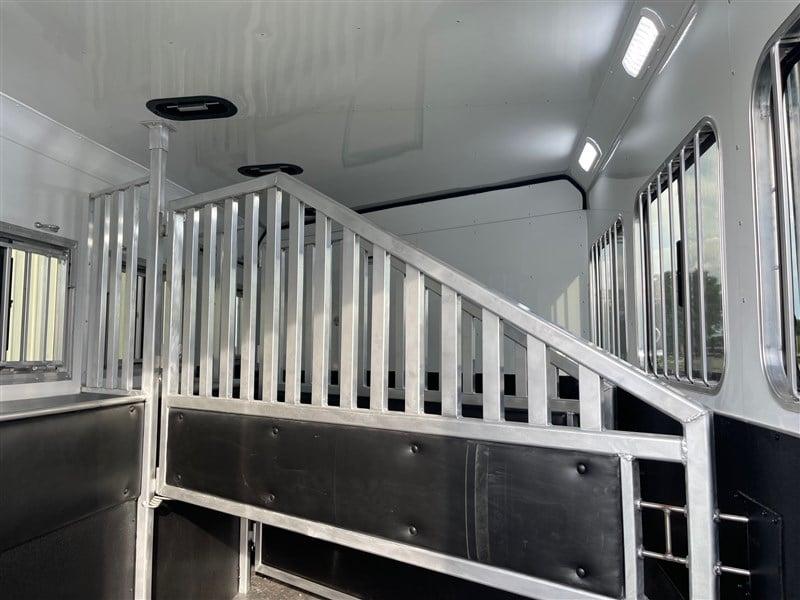 new Horse Trailers Merhow Trailers  for sale, in Ottawa, IL Thumbnail 15