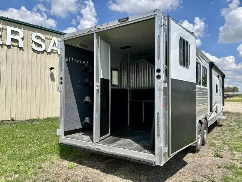 new Horse Trailers Merhow Trailers  for sale, in Ottawa, IL Thumbnail 16