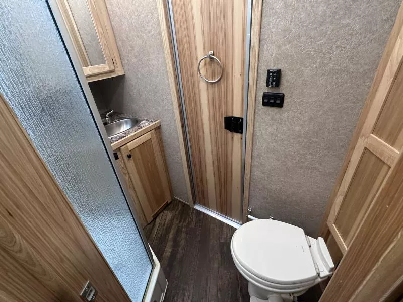 new Horse Trailers Lakota  for sale, in Litchfield, IL Thumbnail 10