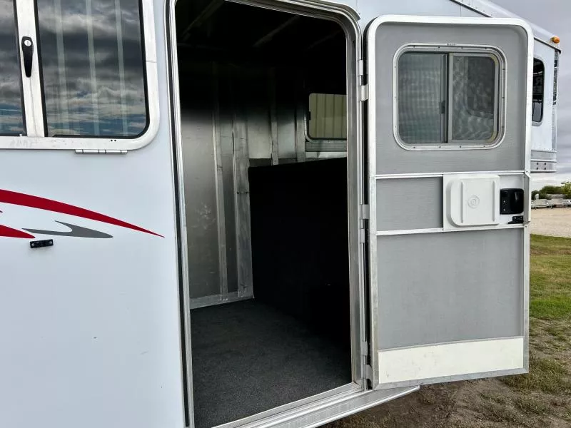 used Horse Trailers Featherlite  for sale, in Ottawa, IL Thumbnail 2