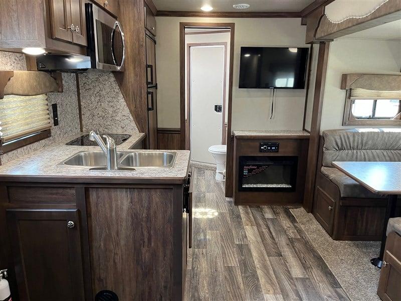 new Horse Trailers Merhow Trailers  for sale, in Litchfield, IL Thumbnail 13