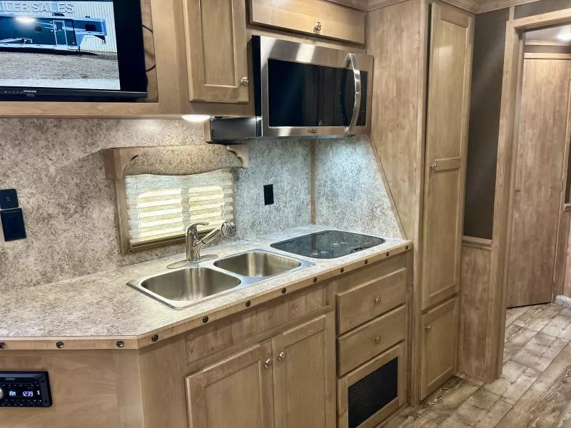 new Horse Trailers Merhow Trailers  for sale, in Ottawa, IL Thumbnail 8