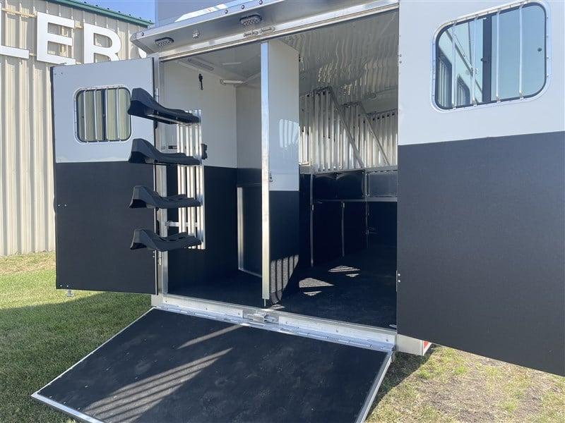 new Horse Trailers Sundowner Trailers  for sale, in Ottawa, IL Thumbnail 13