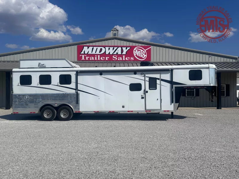2020 Bison Trailers Ranger 8311 3H W/ 11'SW W/ 9' Slide-Out LQ GN Horse Trailer