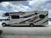 used Other Trailers Thor Motor Coach  for sale, in Litchfield, IL Thumbnail 5