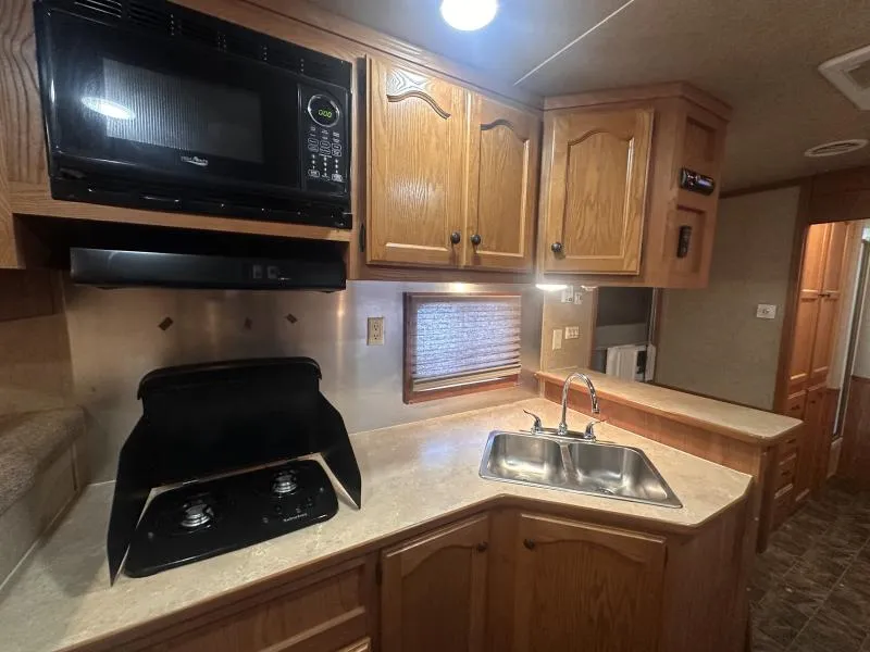 used Other Trailers Lakota  for sale, in Litchfield, IL Thumbnail 10