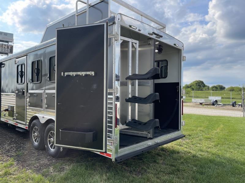 used Horse Trailers Bison Trailers  for sale, in Ottawa, IL Thumbnail 21