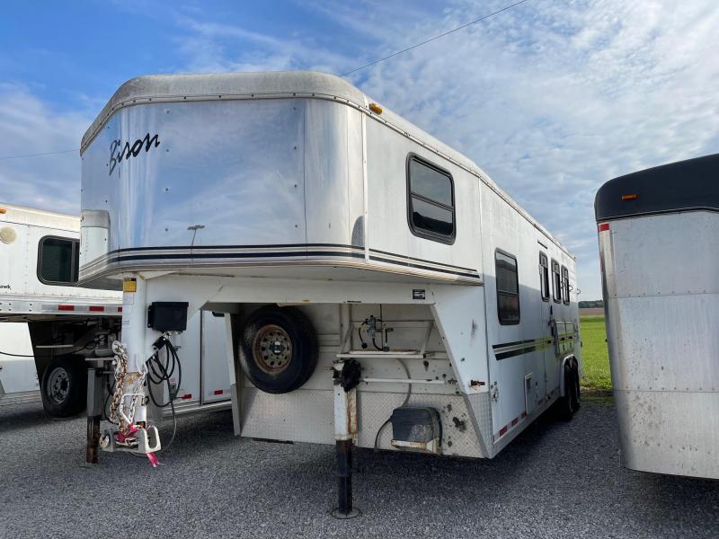 2003 Bison Trailers Aluma Sport 8308 3H GN w/ 8' SW LQ Horse Trailer 2003 Bison Trailers Aluma Sport 8308 3H GN w/ 8' SW LQ Horse Trailer