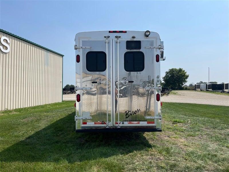 used Horse Trailers Bison Trailers  for sale, in Ottawa, IL Thumbnail 18