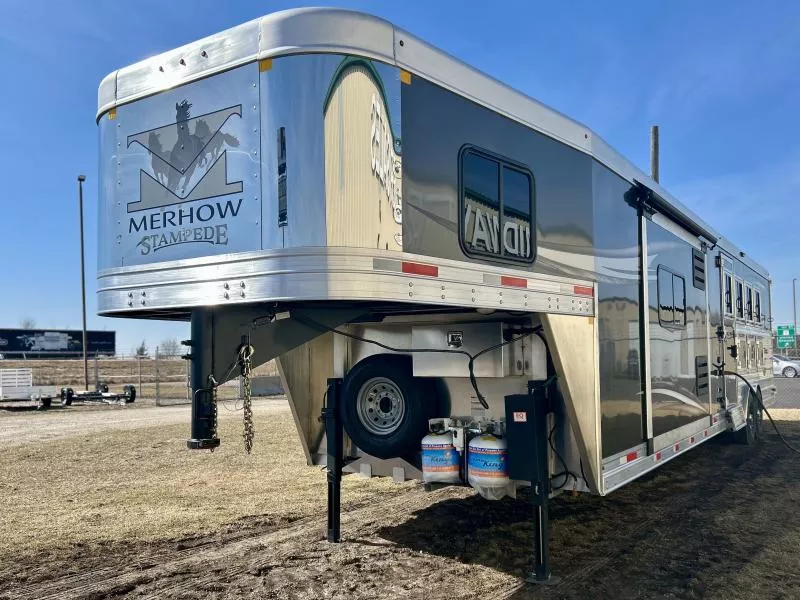 new Horse Trailers Merhow Trailers  for sale, in Ottawa, IL Thumbnail 4