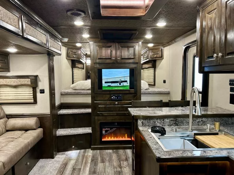 new Horse Trailers Merhow Trailers  for sale, in Ottawa, IL Thumbnail 11