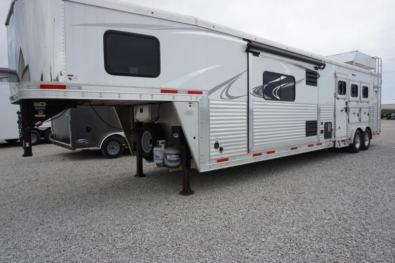 2019 Lakota Bighorn 8316 w/ 16' SW & Slide Bar Unit GN Horse Trailer 2019 Lakota Bighorn 8316 w/ 16' SW & Slide Bar Unit GN Horse Trailer